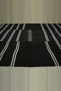 10x12 Minimalist Decor Black And White Rug. 303,380 - Goat Hair Rug $i