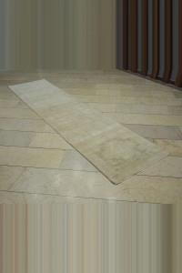 2.5x10 Vintage Persian Rug Runner 75,297 - Turkish Rug Runner $i