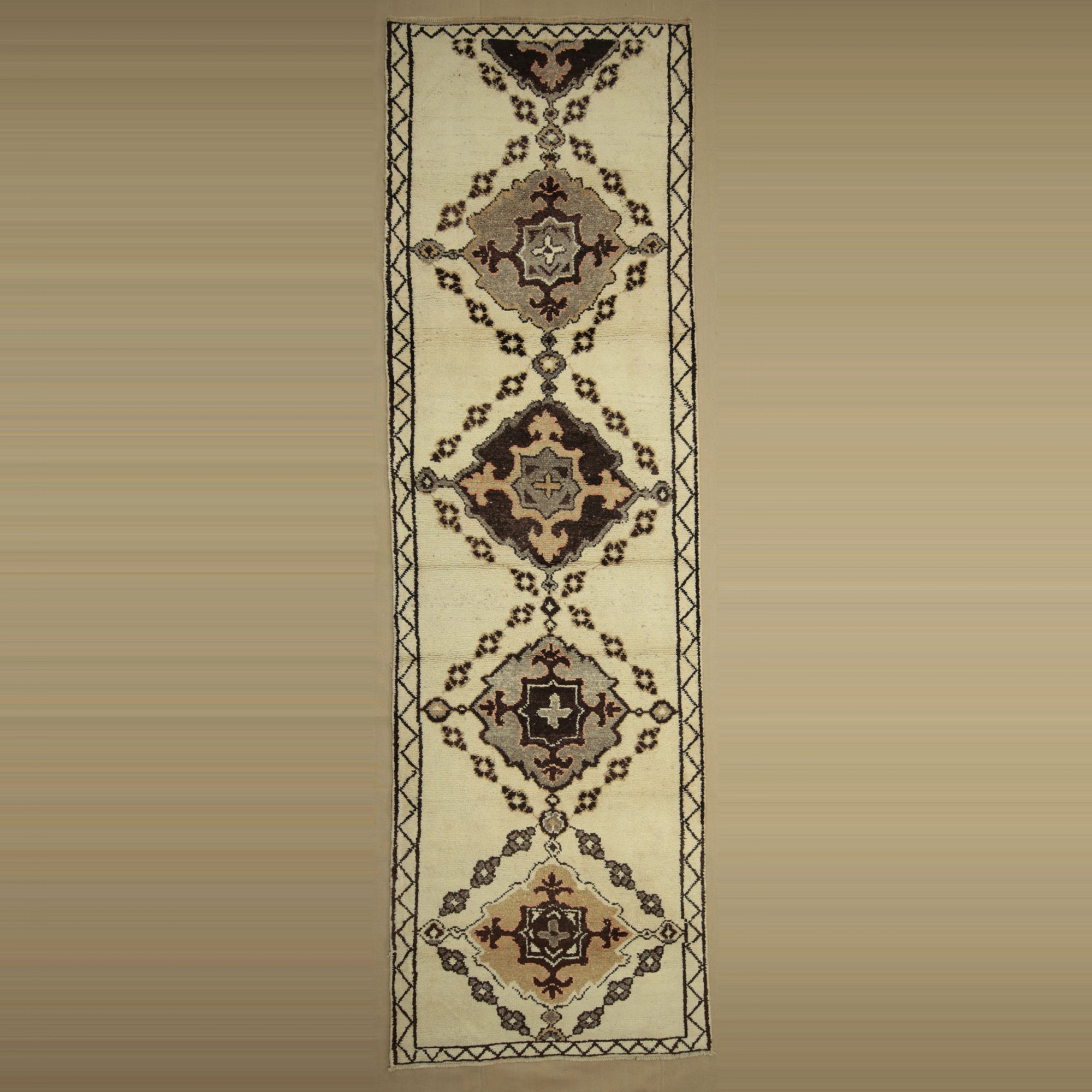 4x13 Wool Rug Runner. 122,402 - Turkish Rug Runner