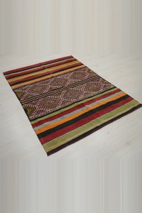4x6 Embroidered Sivas Cuval Kilim Rug 130,167 - Turkish Kilim Rug  $i