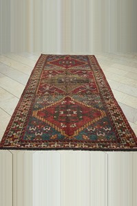 5x10 Old Kurdish Rug Runner. 147,310 - Turkish Rug Runner $i