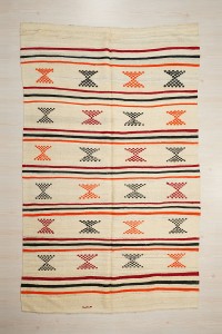 Turkish Natural Rug 5x8 Natural Kilim Rug. 158,251