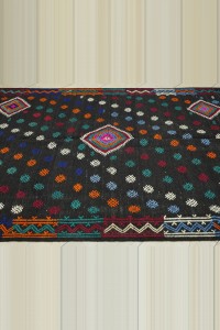 6.6x9 Embroidered Goat Hair Kilim Rug. 202,281 - Goat Hair Rug $i