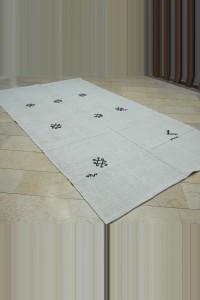 6x11 Primitive Embroidered Off White Hemp Rug 180,334 - Turkish Hemp Rug $i
