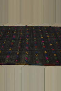Black And Pink Turkish Kilim Rug 6x10 Feet 180,295 - Goat Hair Rug $i