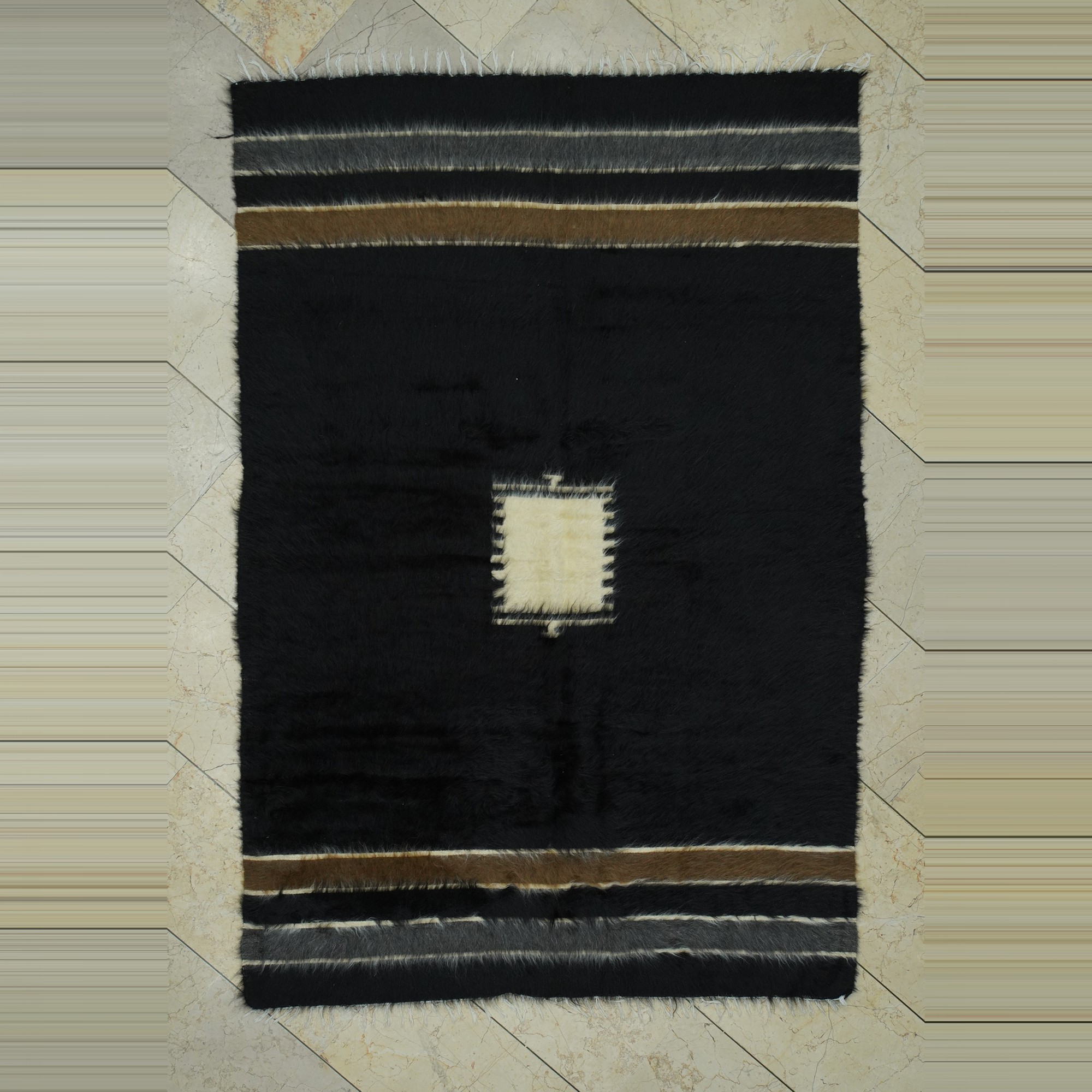 Black And White Turkey Siirt Blanket Kilim Rug 4x7 135,198 - Turkish Natural Rug