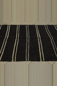 Black And White Turkish Kilim Rug 5x11 Feet 145,340 - Goat Hair Rug $i