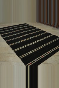 Black And White Turkish Kilim Rug 7x10 Feet 205,320 - Goat Hair Rug $i