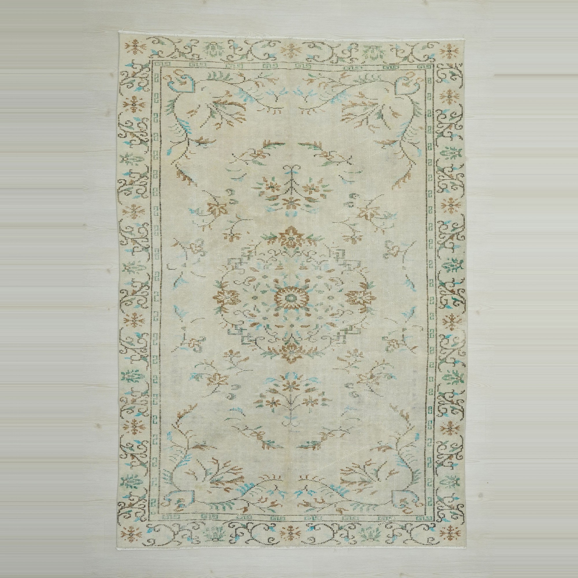 Chic Oushak Rug 6x9 177,258 - Oushak Rug