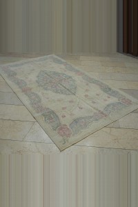 Ethnic Turkish Rug 5x8 Feet 141,251 - Oushak Rug $i