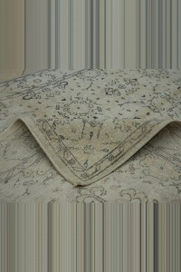 Faded Oushak Rug 5x9 Feet 155,275 - Oushak Rug $i