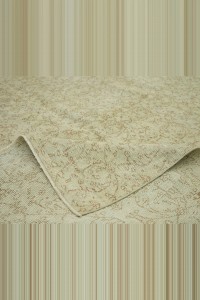 Flower Pattern Vintage Oushak Rug 7x10 208,300 - Oushak Rug $i