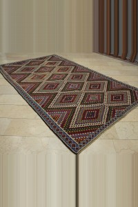 Geometric Motif Goat Hair Rug 6x10 184,315 - Goat Hair Rug $i