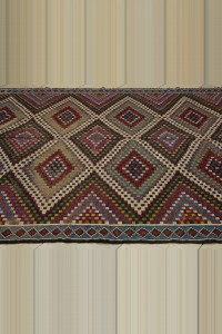 Geometric Motif Goat Hair Rug 6x10 184,315 - Goat Hair Rug $i