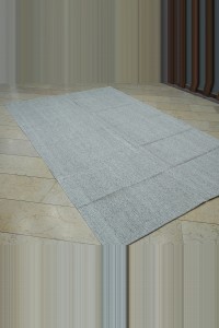 Grayish White Flat Weave Kilim Rug 6x10 Feet 190,304 - Grey Turkish Rug $i