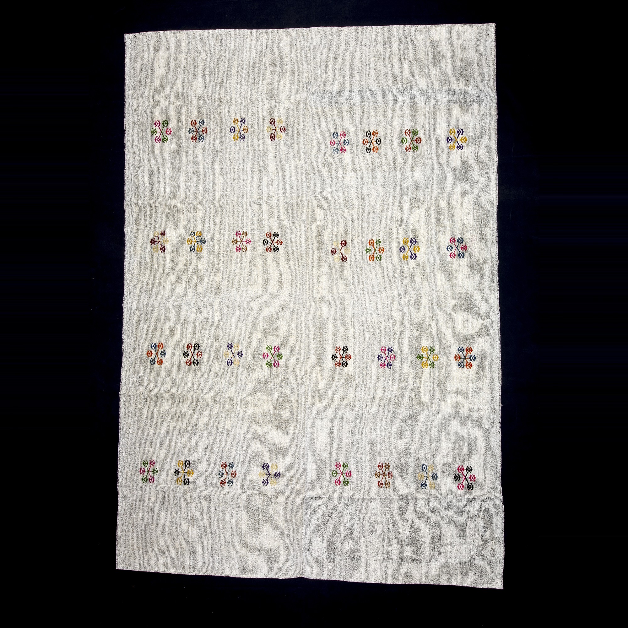 Grayish White Turkish Kilim Rug 7x10 Feet  205,302 - Grey Turkish Rug