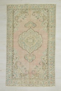 Mid Century Turkish Rug 5x8 147,250 - Oushak Rug $i