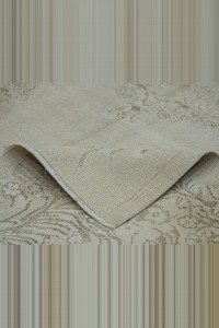 Pale Oushak Rug 6x10 Feet 178,292 - Oushak Rug $i