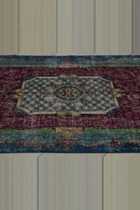 Red and Green Turkish Carpet Rug 5x8 Feet 142,242 - Oushak Rug  $i