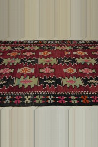 Red Green Turkish Kilim Rug 6x9 Feet  194,270 - Turkish Kilim Rug  $i