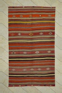 Turkish Kilim Rug Striped Ethnic Kilim Rug 5x9 Feet 157,272