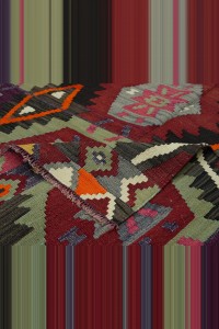 Turkish Flat Weave Kilim Rug 6x10 Feet  172,316 - Turkish Kilim Rug  $i