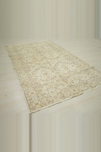 Turkish Floor Rug 5x8 Feet 145,252 - Oushak Rug $i