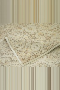 Turkish Floor Rug 5x8 Feet 145,252 - Oushak Rug $i