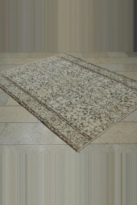 Vintage Turkish Area Rug 5x6 Feet 154,193 - Oushak Rug $i