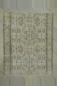 Vintage Turkish Area Rug 5x6 Feet 154,193 - Oushak Rug $i