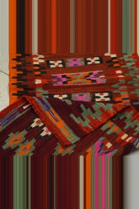 2,4x7 Turkish Kilim Rug Runner. 75,207 - Turkish Rug Runner  $i