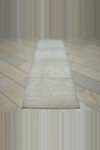 2.6x9 Wool Vintage Turkish Oushak Rug Runner. 80,285 - Turkish Rug Runner  $i