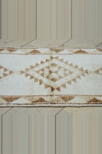 3x11 Soft Wool Turkish Rug Runner. 86,343 - Turkish Rug Runner  $i