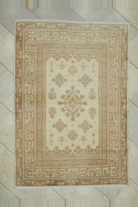 Turkish Carpet Rug 4x6 Wool Vintage Turkish Carpet Rug  120,172