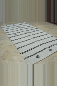 5.5x10 Dark Brown Stripe White Hemp Kilim Rug 167,312 - Turkish Hemp Rug  $i