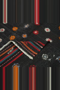 6.5x9 Embroidered Goat Hair Kilim Rug.   195,282 - Goat Hair Rug  $i