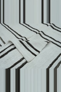 Dark Brown And White Hemp Kilim Rug 5.5x9 172,267 - Turkish Hemp Rug  $i