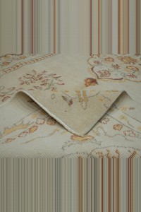 Persian Pattern Turkish Rug 6x10 Feet 175,302 - Oushak Rug  $i