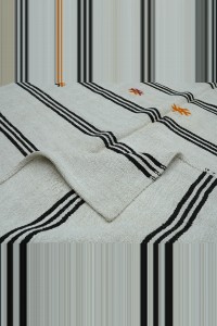 Stripe Pattern Organic Hemp Kilim Rug 6x10 177,295 - Turkish Hemp Rug  $i